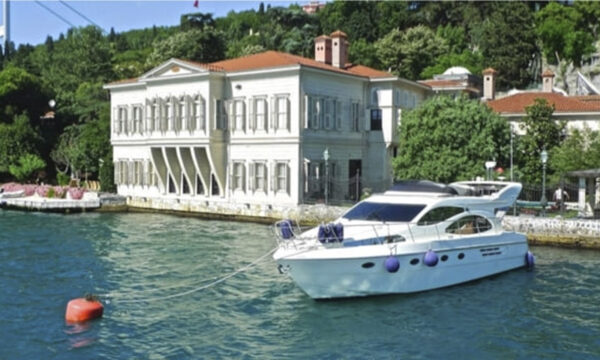 Private Bosphorus Boat Tour