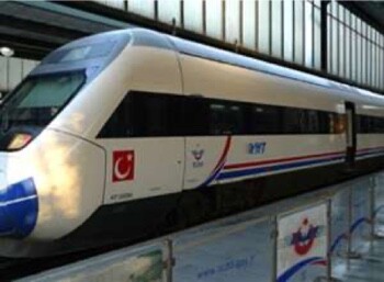 Как добраться до Каппадокии? 2 a bus driving on the road