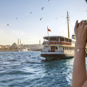 Un crucero por Estambul en un yate de lujo